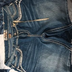 Denim fashion shorts by apillo
